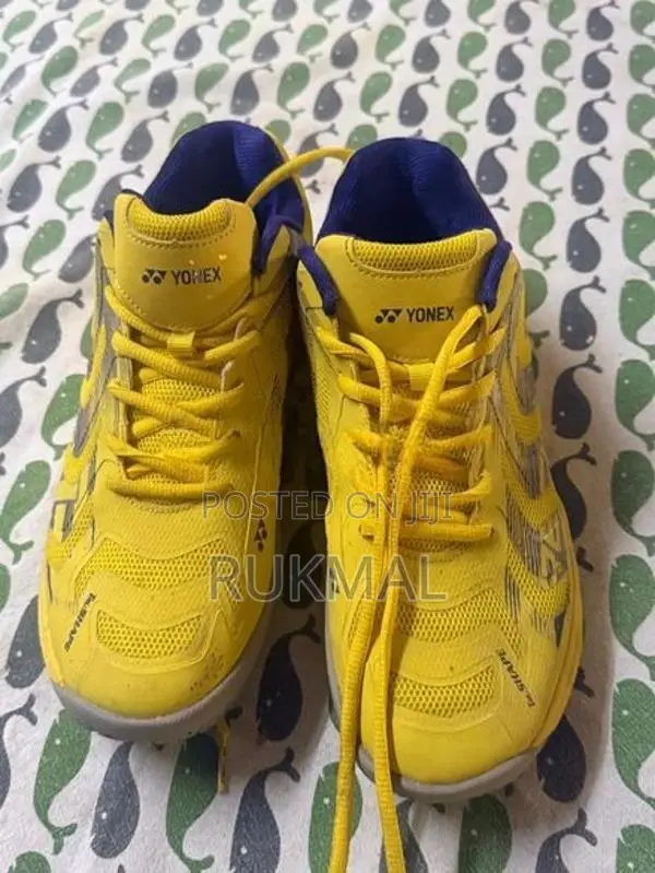 Badminton Shoes