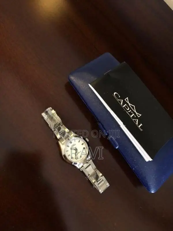 Capital watch Italy women