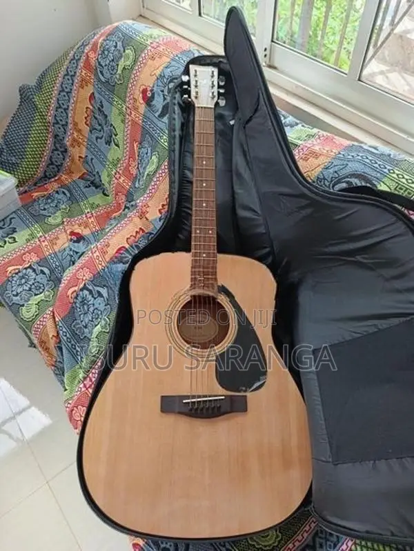 Yamaha Guitar