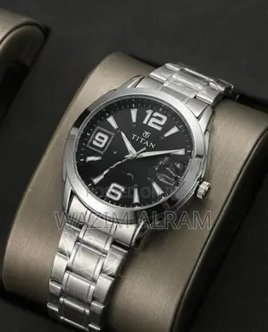 Prumuim Guality Titan Watch