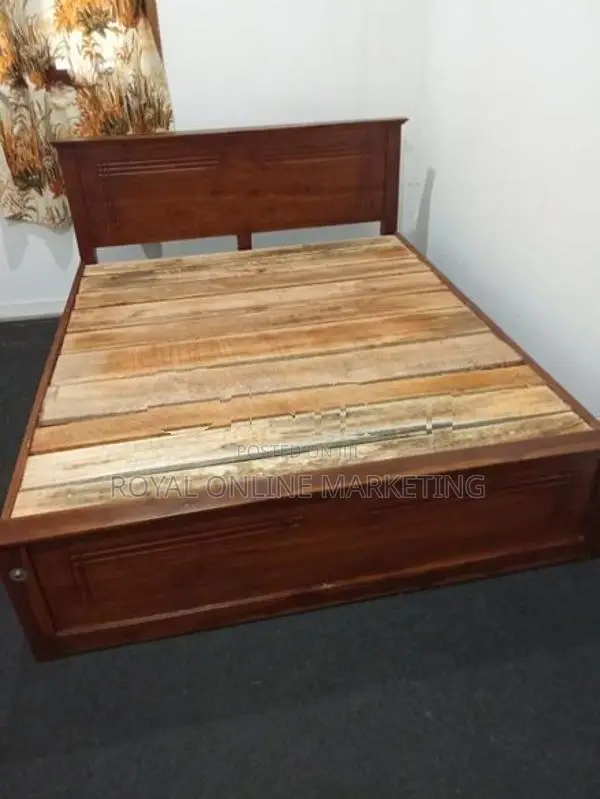 Teak 78 by 60 Box Bed (B-21)