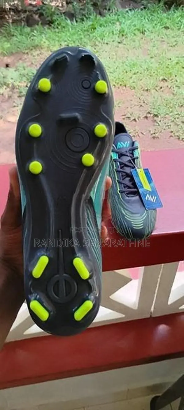 AVI Football Boot