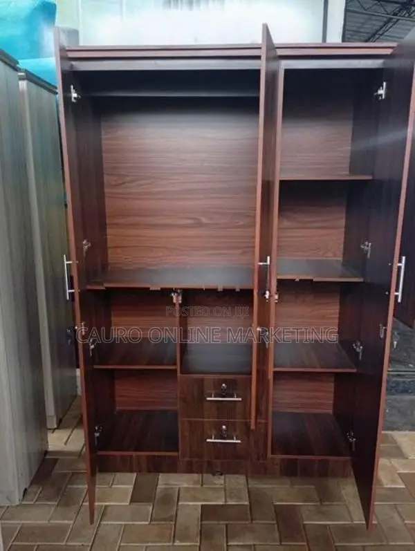New Melamine 3 Door Wardrobe 6*4 Ft Cupboard Mirror