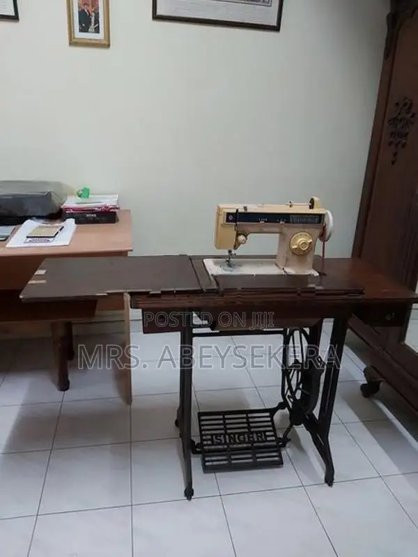 Singer Sewing Machine