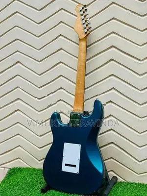 Electric guitar