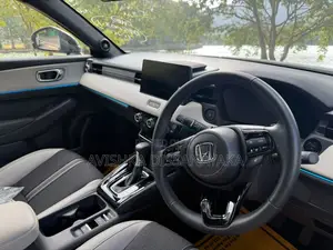 Honda Vezel 2024 Gray