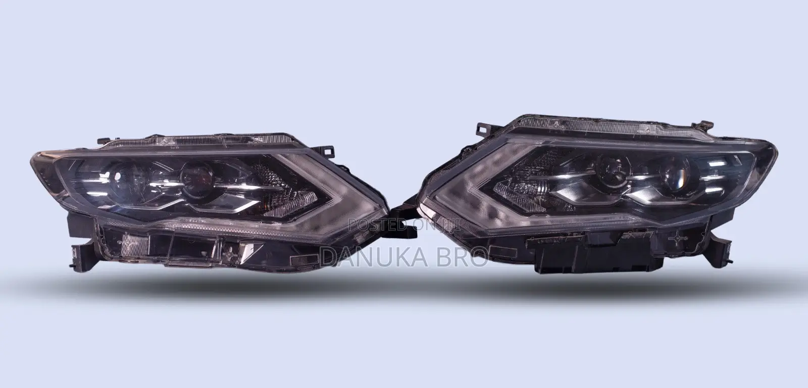Nissan X Trail Head Light