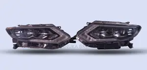 Nissan X Trail Head Light
