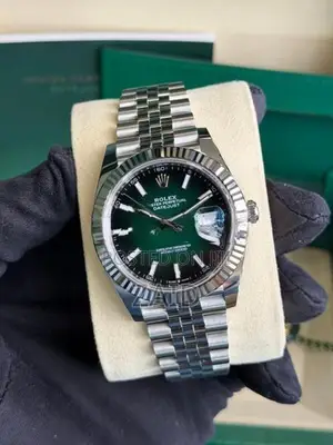 Rolex Datejust 41 Ombre Green Jubilee Swiss Eta Mens Watch