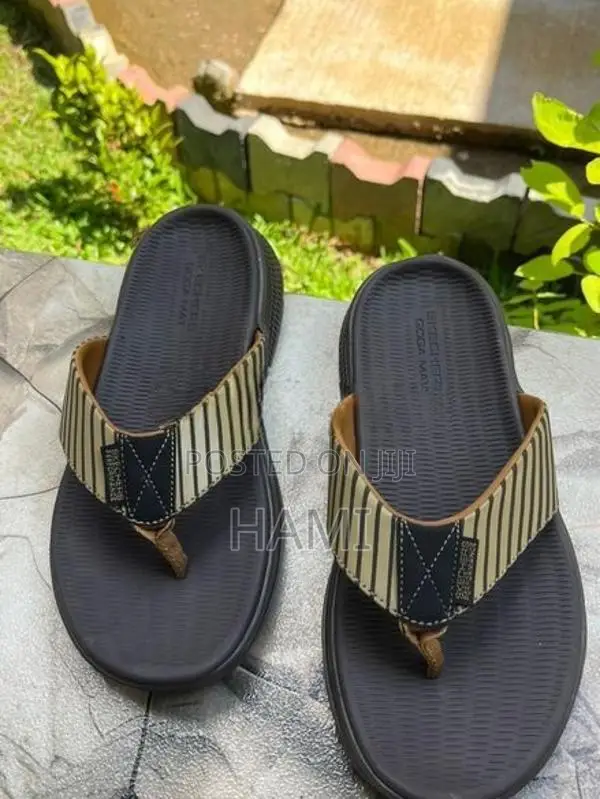 Skechers Slide