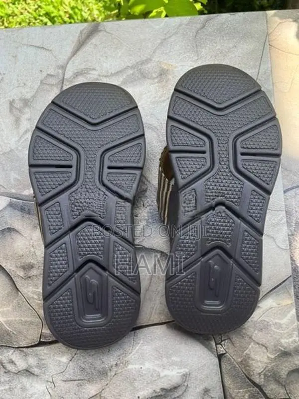 Skechers Slide