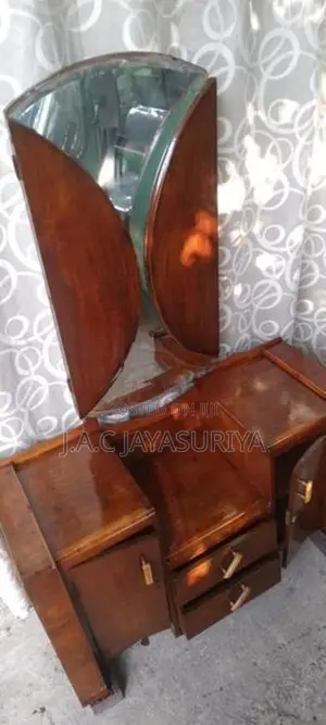 කන්නඩි මේසය