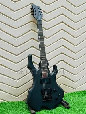 Electric guitar