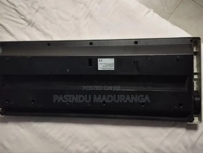 Medeli M12 Electronic Keyboard