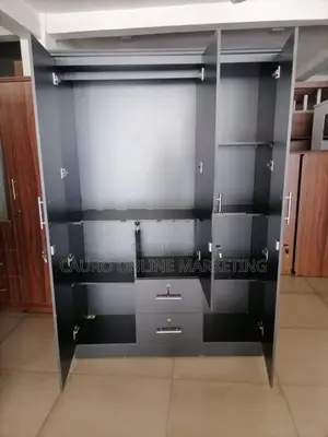 New Black Colour 3 Door Cupboard 6*4 Wardrobe Mirror