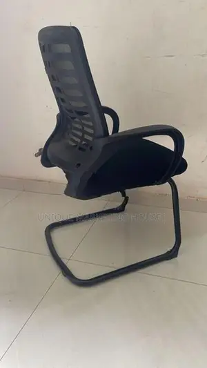Zebra Ex Mesh Base Visitor Chairs