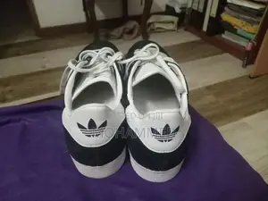 Brand New Adidas Gazelle