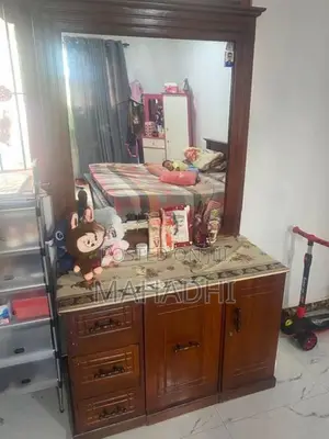 Bedroom set