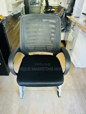 Zebra Ex Mesh Base Visitor Chairs