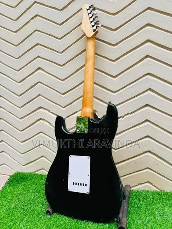 Electric guitar