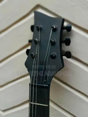 Electric guitar