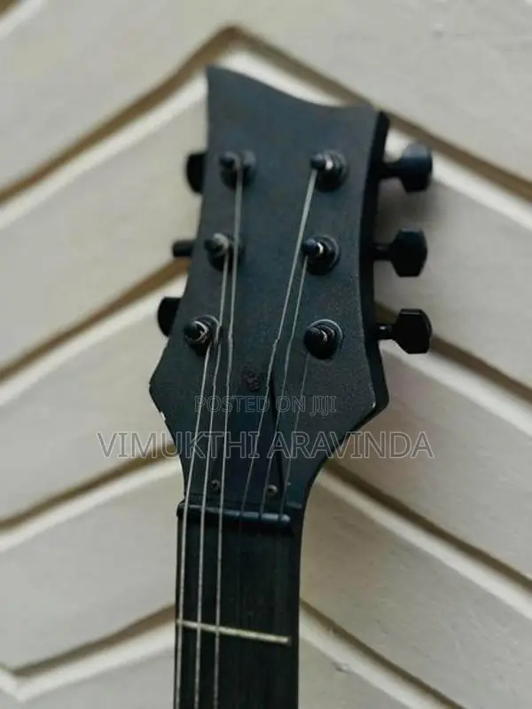 Electric guitar