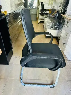 Zebra Ex Mesh Base Visitor Chairs