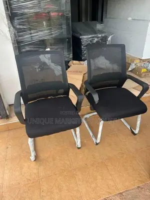 SQ Mesh Blk Base Visitor Chairs