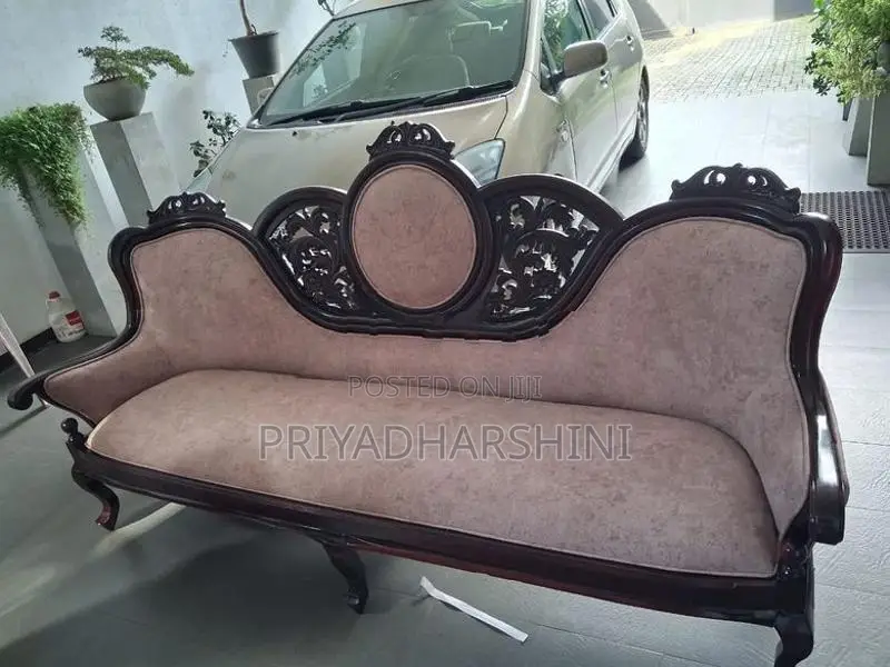 Living Room Sofa Set Customised