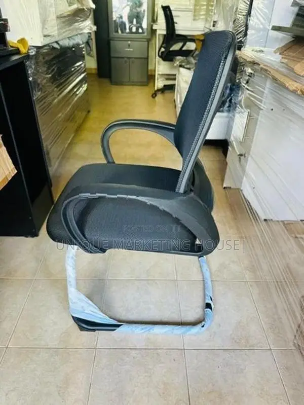 Zebra Ex Mesh Base Visitor Chairs
