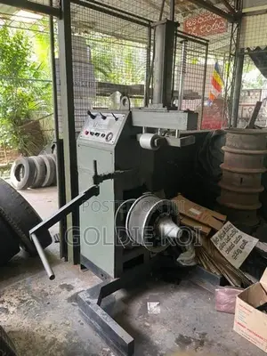Tyre retreading machines