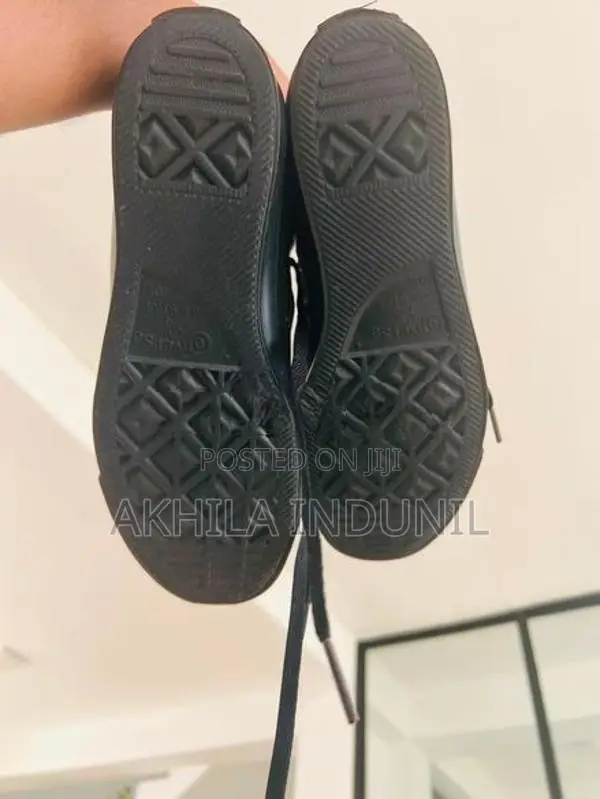 Star Black High Top Shoes