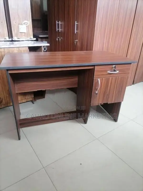 new melamine 4*2 ft office computer table cupboard