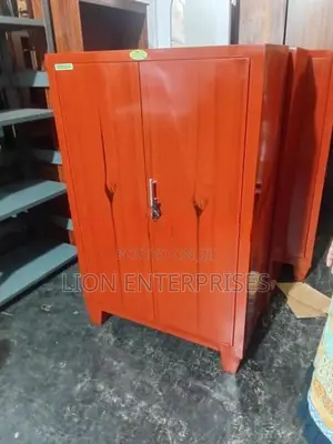 Steel Half Cupboards 4×2.5 Ft
