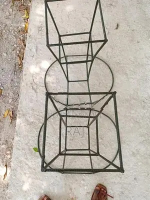 vase /stand