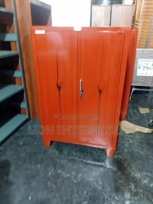 Steel Half Cupboards 4×2.5 Ft