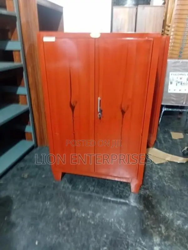 Steel Half Cupboards 4×2.5 Ft