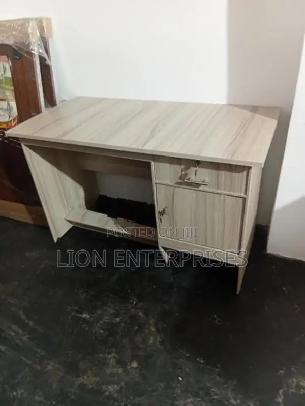 4×2 Melamine Office Tables