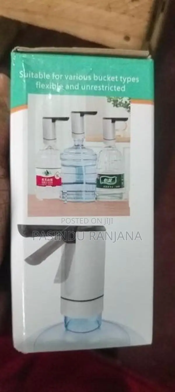 FOLDING WATER DISPENSER