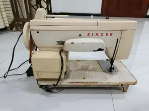 Singer Zigzag Sewing Machine
