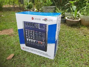 Powered Mixer 700W
