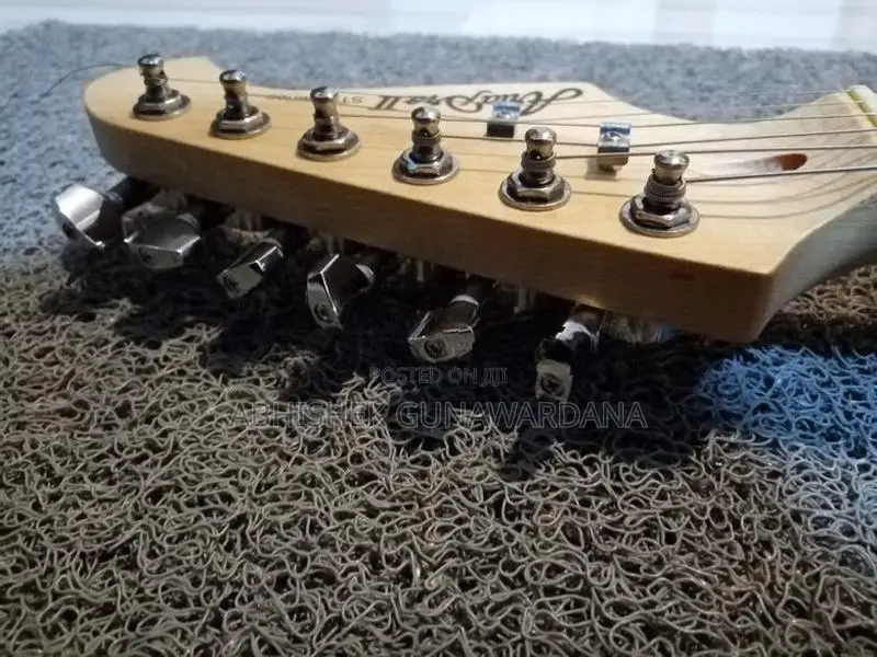 Electric Guitar Aria Pro ii with Yamaha casing