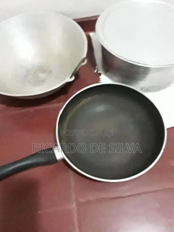 1 Large Pan with Lid, Aluminium Wok, Nonstick