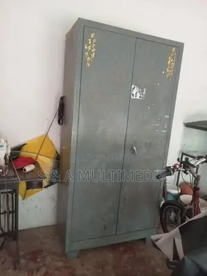 වානේ කබඩ්