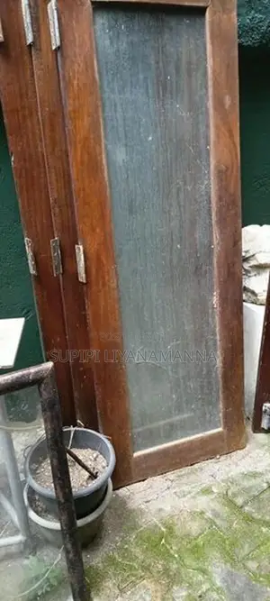 කොස් ජනෙල් පියන්පත්