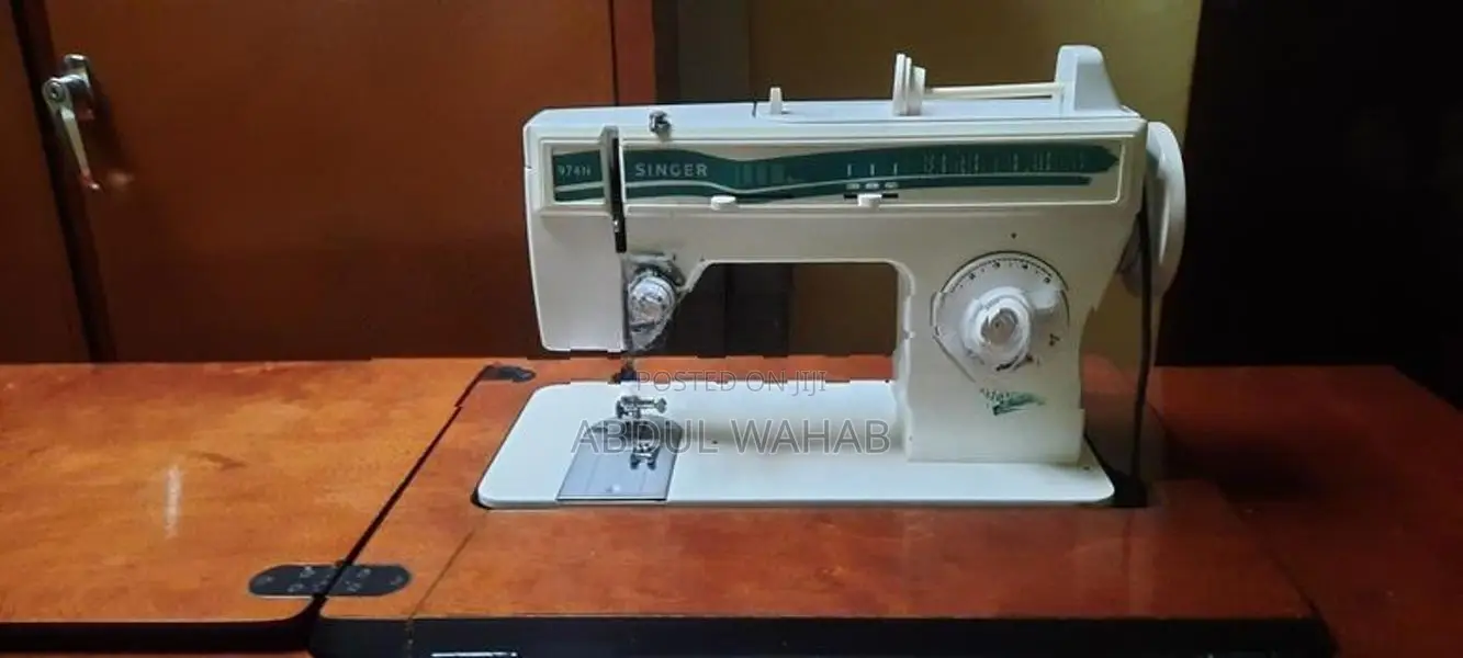Singer Contesa Sewing Machine