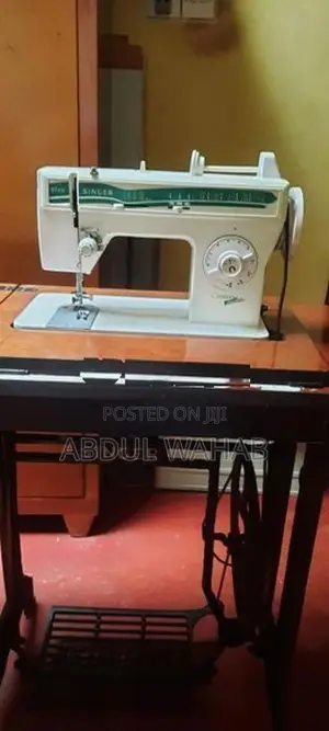 Singer Contesa Sewing Machine