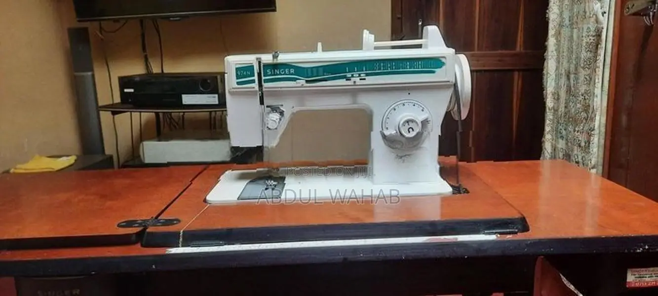 Singer Contesa Sewing Machine