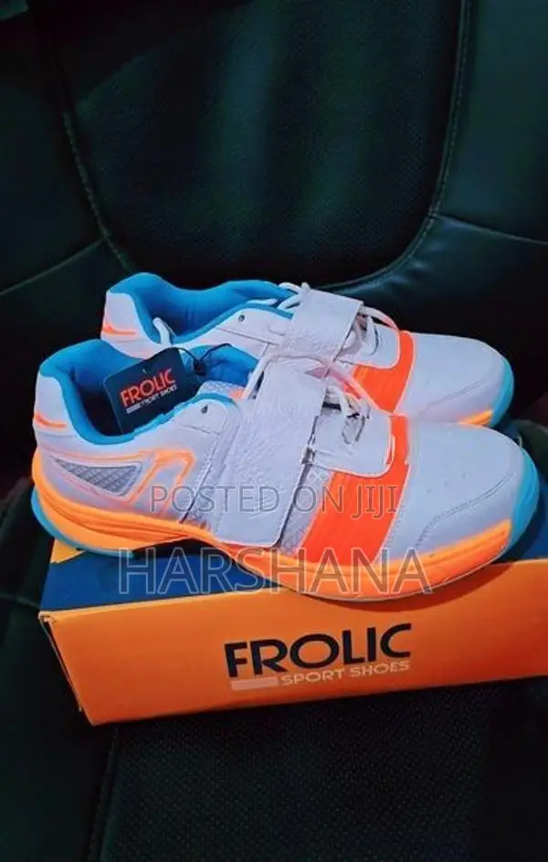 Frolic Cricket Shoes