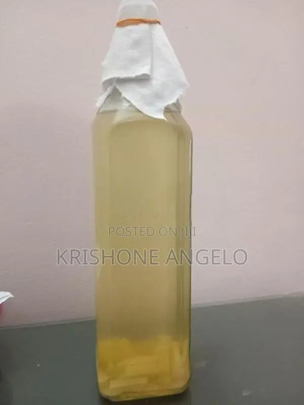 Vinegar eels fish food